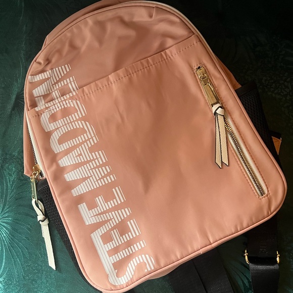 Backpack - Picture 2 of 5